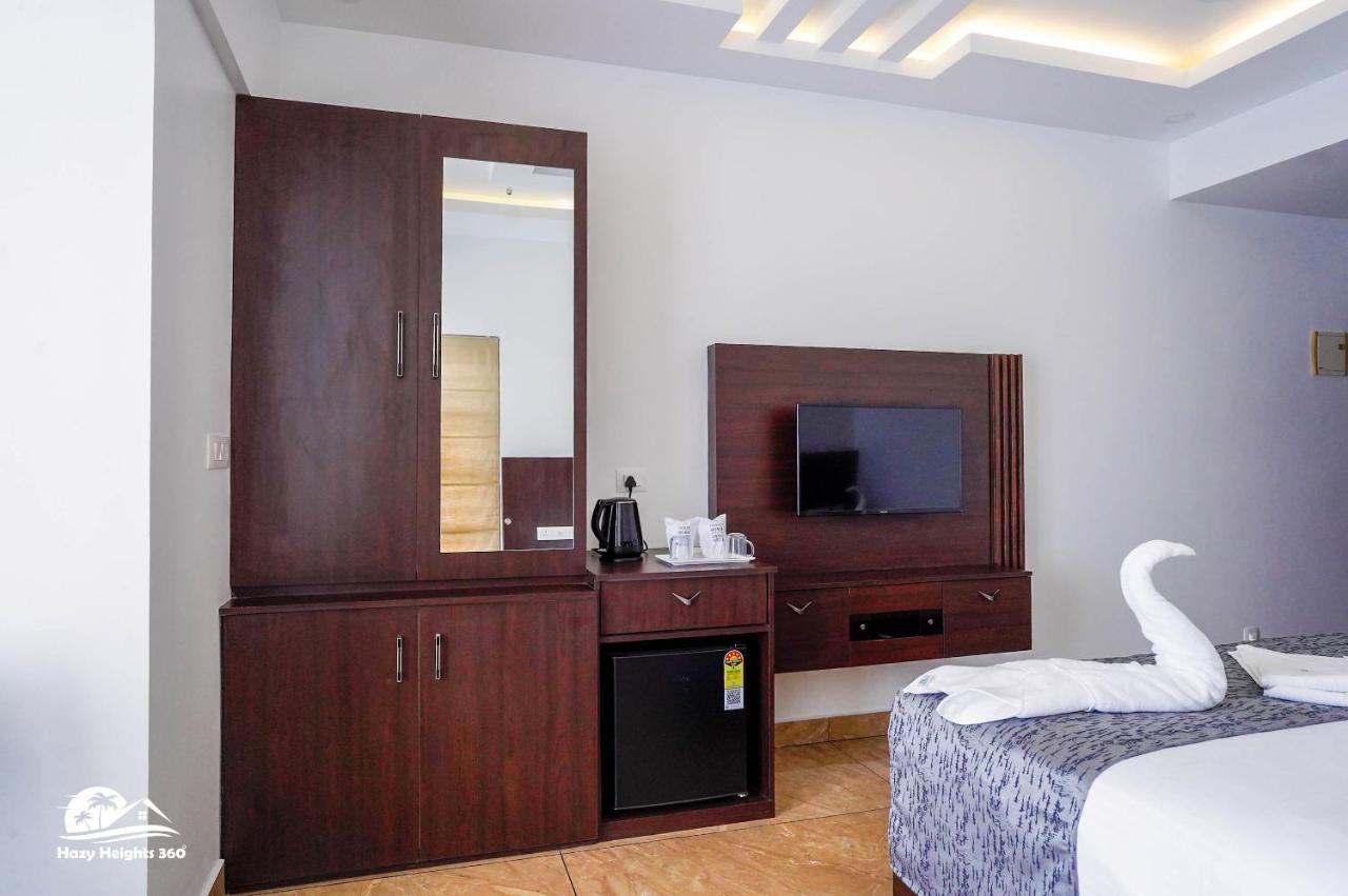 Hazy Heights 360 Hotel Мунар Екстериор снимка
