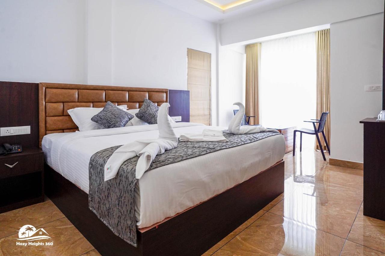 Hazy Heights 360 Hotel Мунар Екстериор снимка